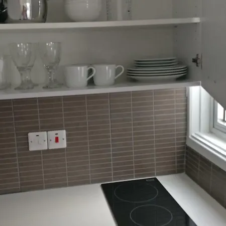 Διαμέρισμα Sea Breeze Apts Sleeps 6 *