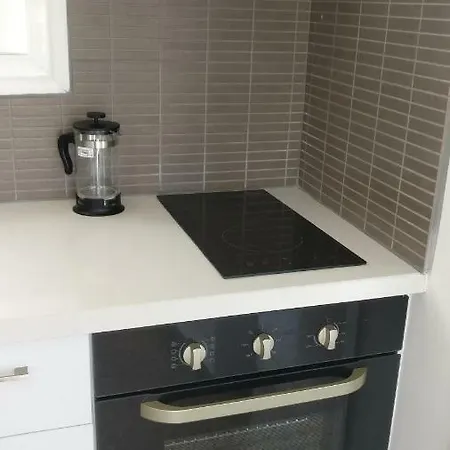 Sea Breeze Apts Sleeps 6