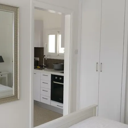 Apartament Sea Breeze Apts Sleeps 6